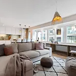 Raphaelle - Trendy 2 Bedroom Apartment In Ostend